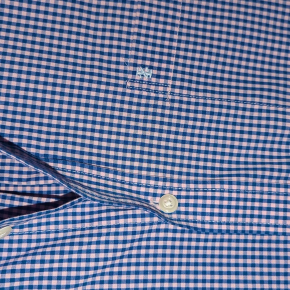 Size X-Large Blue/Light Pink Izod Button Up - Picture 2 of 5